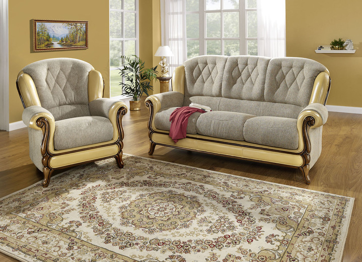 Polstermöbel - Polstermöbel mit edlen Holzchatosen, in Farbe BEIGE, in Ausführung Sessel Ansicht 1