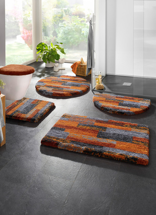 Badgarnituren - Badgarnitur in Supersoft-Qualität – Farbe TERRA – Ansicht  Badgarnituren - Badgarnitur in Supersoft-Qualität, in Größe 100 (Vorleger halbrund, 50/ 80 cm) bis 112 (WC-Deckelbezug, 47/ 50 cm), in Farbe GRÜN – Farbe TERRA – Ansicht