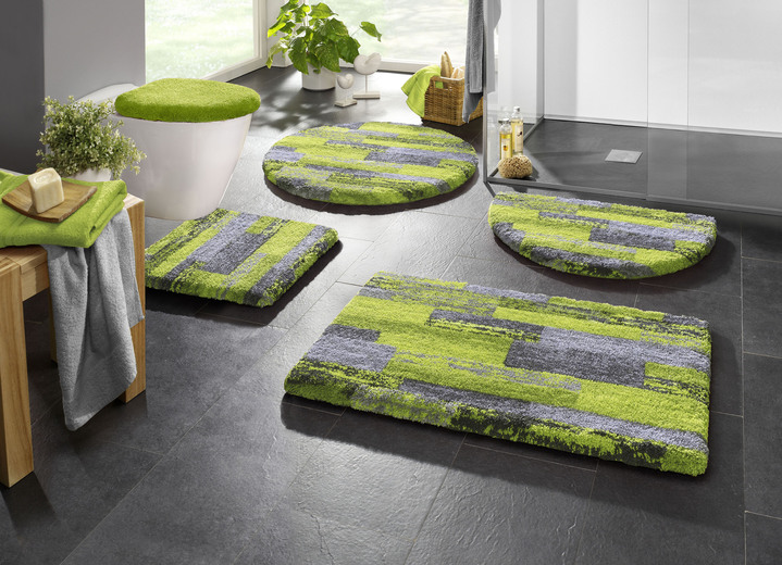 Badgarnituren - Badgarnitur in Supersoft-Qualität, in Größe 100 (Vorleger halbrund, 50/ 80 cm) bis 112 (WC-Deckelbezug, 47/ 50 cm), in Farbe BLAU Ansicht 6