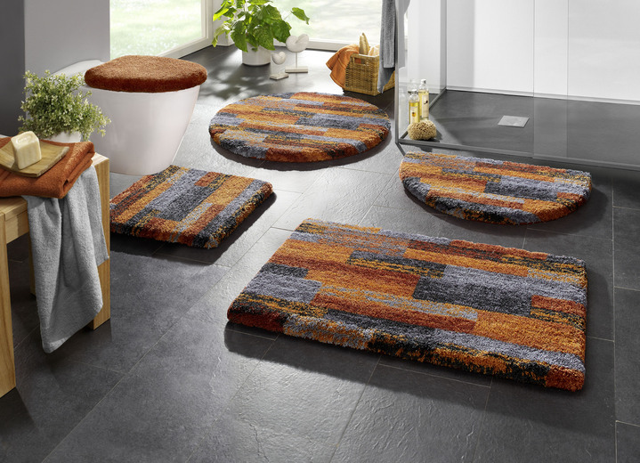 Badgarnituren - Badgarnitur in Supersoft-Qualität, in Größe 100 (Vorleger halbrund, 50/ 80 cm) bis 112 (WC-Deckelbezug, 47/ 50 cm), in Farbe BLAU Ansicht 3