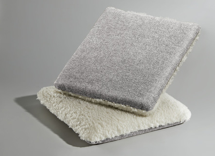 2-in-1 Wohnaccessoires mit wohlig warmem Flor