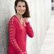 Pullover - Pullover in sehr weicher Qualität – Farbe KIRSCHROT – Ansicht 1 Pullover - Pullover in sehr weicher Qualität, in Größe 036 bis 052, in Farbe KIRSCHROT – Farbe KIRSCHROT – Ansicht 1