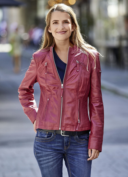 Ledermode - Lederkurzjacke von „Cabrini“, in Größe 038 bis 050, in Farbe ANTIK ROT Ansicht 2