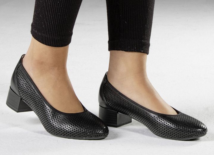 Komfortschuhe - ELENA EDEN Pumps mit luftiger Perforation, in Größe 3 1/2 bis 8, in Farbe HELLBLAU Ansicht 12