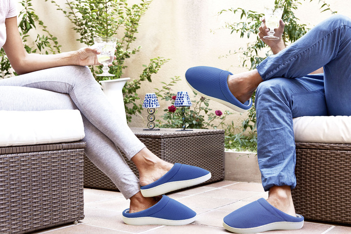 Hausschuhe - Gel-Slipper, in Größe L bis XXL, in Farbe BLAU-WEISS Ansicht 1