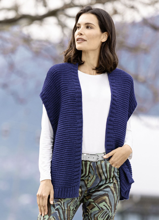 Jacken, Westen & Sets - Strickweste mit Alpaka-Anteil Jacken, Westen & Sets - Strickweste mit Alpaka-Anteil, in Größe L(44/46) bis XL(48/50), in Farbe MARINE