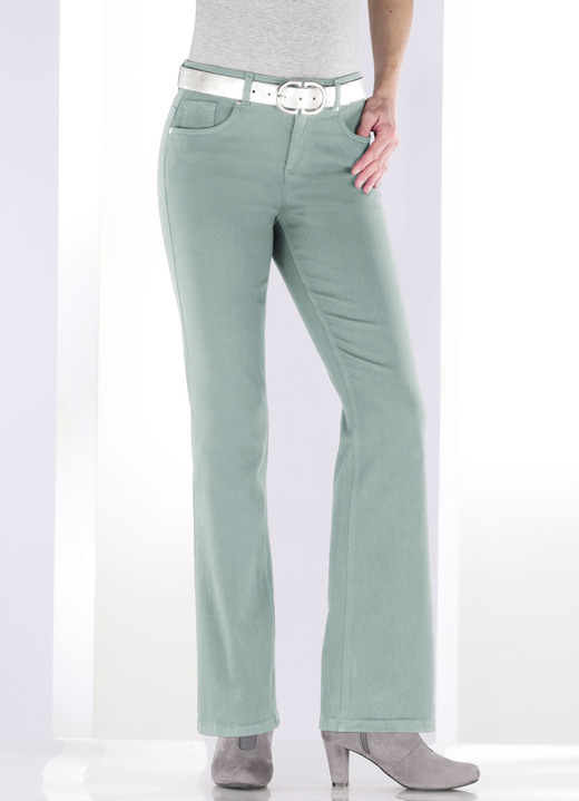 Jeans - Magic-Jeans mit modisch weiterem Beinverlauf, in Größe 017 bis 088, in Farbe SALBEI Ansicht 3
