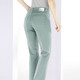Jeans - Magic-Jeans mit modisch weiterem Beinverlauf, in Größe 017 bis 088, in Farbe SALBEI – Farbe SALBEI – Ansicht 4