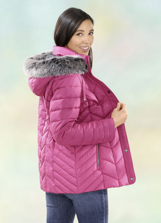 Jacken, Mäntel, Blazer - Jacke mit abnehmbarer Kapuze Ansicht 3 Jacken, Mäntel, Blazer - Jacke mit abnehmbarer Kapuze, in Größe 034 bis 052, in Farbe FUCHSIA Ansicht 3