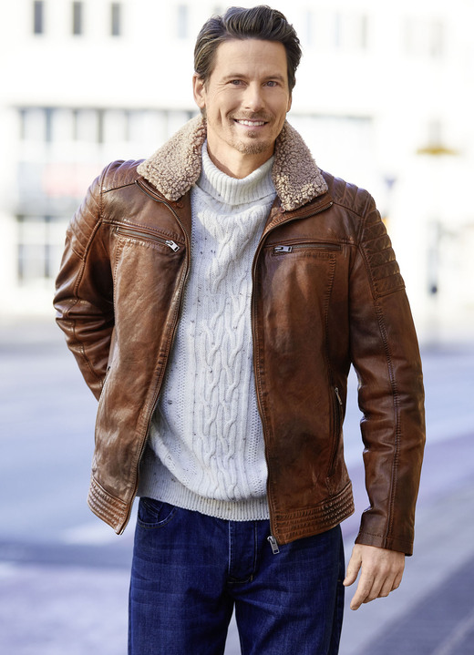 Ledermode - Lederkurzjacke mit Webpelzbesatz Ansicht 2 Ledermode - Lederkurzjacke mit Webpelzbesatz, in Größe 046 bis 060, in Farbe ANTIK COGNAC Ansicht 2