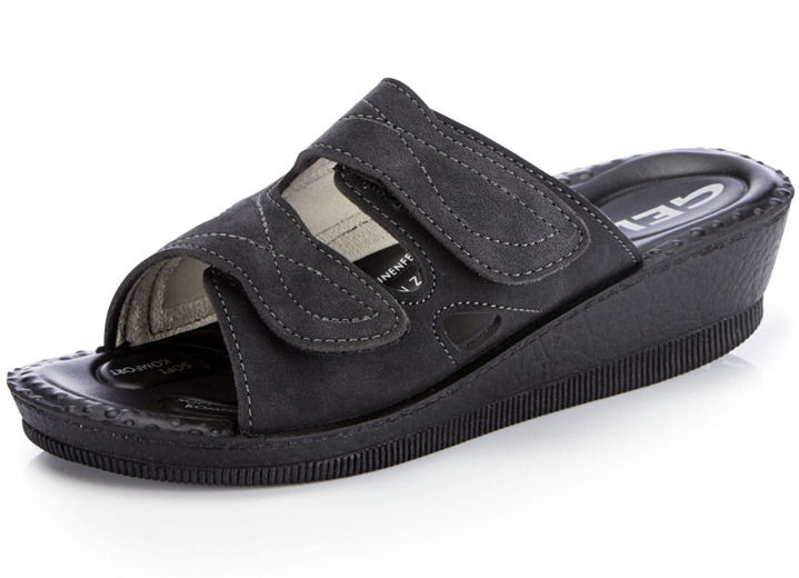 Sandaletten & Pantoletten - Klassische Damen-Pantoletten, Weite H, mit elastischem Material, in Größe 036 bis 041, in Farbe SCHWARZ Ansicht 1