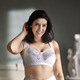 Soft-BH - Miss Mary BH mit elastischen Spitzeneinsätzen – Farbe WEISS – Ansicht 1 Soft-BH - Miss Mary BH mit elastischen Spitzeneinsätzen, in Größe 080 bis 120, in Cup E, in Farbe BEIGE – Farbe WEISS – Ansicht 1