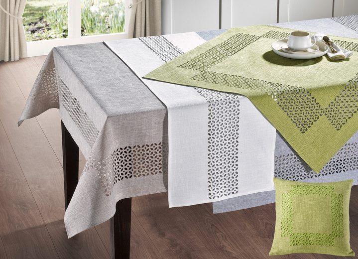 Tischdecken - Tischdecke mit dekorativer Lochstanzung, in Größe 135 (2x Platzset, 30/ 45 cm) bis 404 (Kissenbezug, 40/ 40 cm), in Farbe GELB Ansicht 1