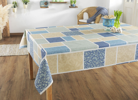 Tischdecke in Patchwork-Optik