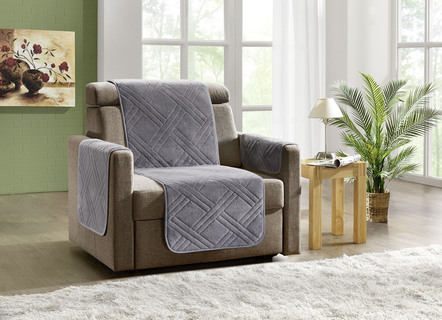 Kuschelweiche Wohnaccessoires mit Bandeinfassung