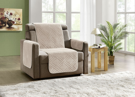 Kuschelweiche Wohnaccessoires mit Bandeinfassung