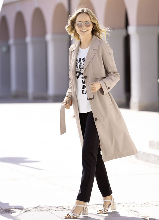 Jacken, Mäntel, Blazer - Funktions-Trenchcoat mit Gürtel., in Größe 034 bis 052, in Farbe BEIGE Ansicht 2