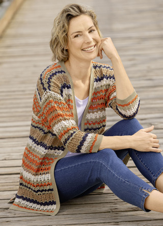 Strickjacke mit nachhaltig recycelter Baumwolle