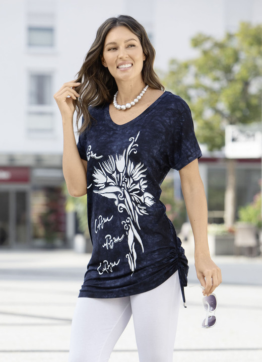 Longshirts - Longshirt in Batik-Optik in 2 Farben Ansicht 3 Longshirts - Longshirt in Batik-Optik in 2 Farben, in Größe 038 bis 056, in Farbe MARINE BATIK Ansicht 3