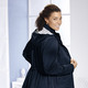 Jacken, Mäntel, Blazer - Jacke mit Schub- und Reißverschlusstaschen – Farbe NAVY Jacken, Mäntel, Blazer - Jacke mit Schub- und Reißverschlusstaschen, in Größe 019 bis 054, in Farbe OLIV