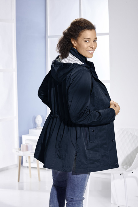 Jacken, Mäntel, Blazer - Jacke mit Schub- und Reißverschlusstaschen Ansicht 4 Jacken, Mäntel, Blazer - Jacke mit Schub- und Reißverschlusstaschen, in Größe 019 bis 054, in Farbe OLIV Ansicht 4