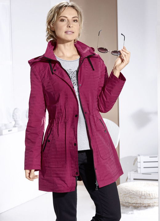 Jacken, Mäntel, Blazer - Funktionsjacke mit dezentem Streifendessin, in Größe 018 bis 054, in Farbe SAND Ansicht 7