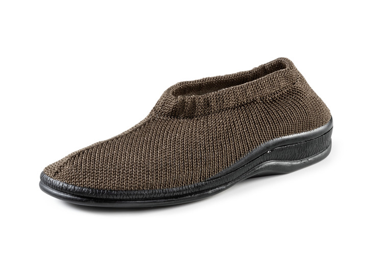 Slipper & Schnürschuhe - Slipper aus elastischem Strickmaterial, in Größe 039 bis 045, in Farbe SCHWARZ Ansicht 5