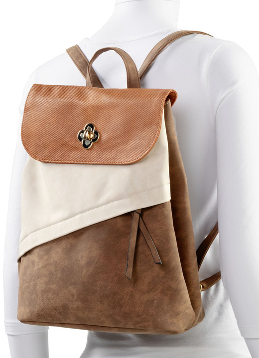 Taschen - Rucksack mit Überschlag und Drehschloss, in Farbe BRAUN-BEIGE Ansicht 3
