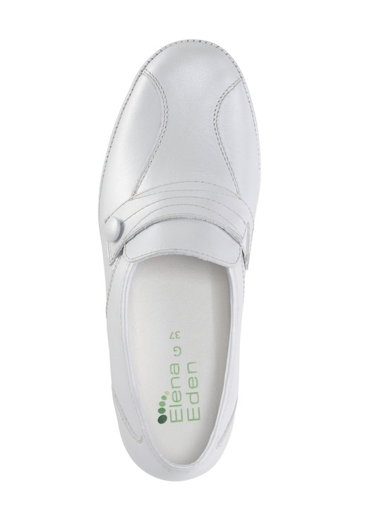 Komfortschuhe - ELENA EDEN Slipper mit Zier-Knopf und Elastikeinsatz, in Größe 036 bis 042, in Farbe PERLGRAU Ansicht 2