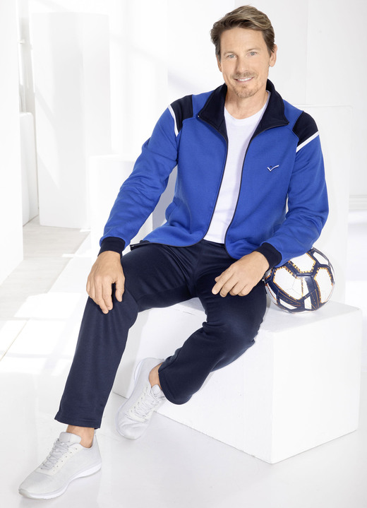 Sport- & Freizeitmode - Freizeitanzug mit elastischem Bund, in Größe 024 bis 062, in Farbe ROYALBLAU-MARINE Ansicht 2