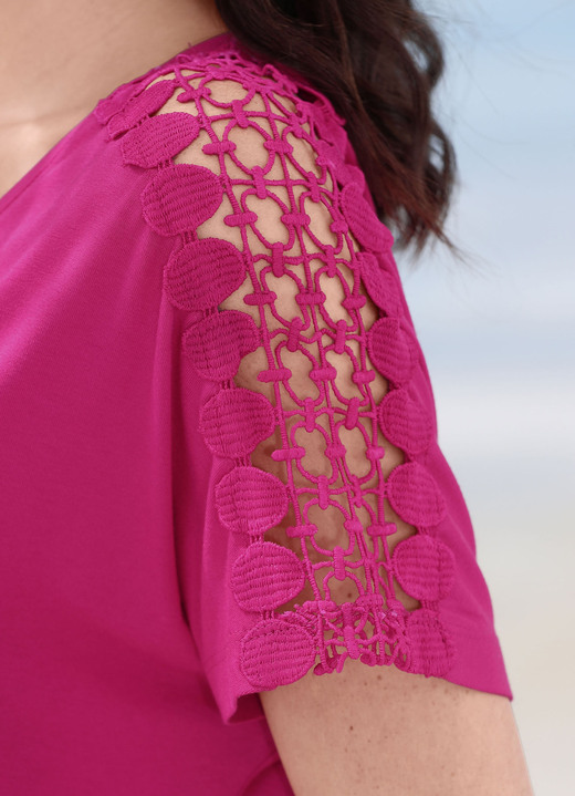 Strandmode - Laurina Zweierpack Kleider mit Stickereispitze, in Größe 036 bis 054, in Farbe 1X MAGENTA, 1X SCHWARZ Ansicht 2