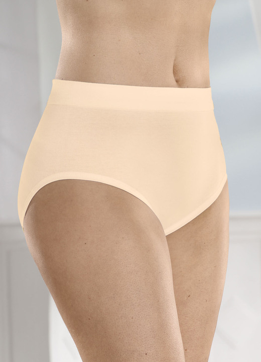 Slips - Dreierpack Slips mit bequemem Weichbund, in Größe L (44/46) bis XXL (52/54), in Farbe PUDER Ansicht 1