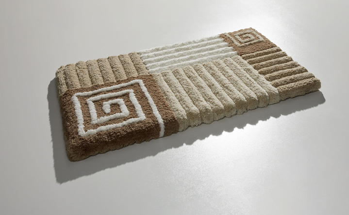 Heimtextilien - Badgarnitur mit rutschhemmener  Rückseite, in Größe 100 (Vorleger halbrund, 50/ 80 cm) bis 112 (WC-Deckelbezug, 47/ 50 cm), in Farbe BEIGE Ansicht 1