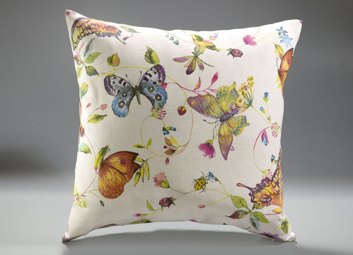 Tagesdecken - Tagesdecke und Kissenbezüge mit Schmetterlingsmotive, in Größe 873 (für Einzelbett, 135x210 cm) bis 924 (2 Kissenbezüge, 50x 50 cm), in Farbe BEIGE Ansicht 10