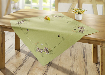 Tisch- und Raumdekoration mit Hasen-Motiven