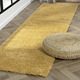 Modern - Traumhaft flauschige Brücken und Teppiche in Shaggy-Qualität – Farbe GOLD – Ansicht 2 Modern - Traumhaft flauschige Brücken und Teppiche in Shaggy-Qualität, in Größe 111 (Brücke 60x90 cm) bis 304 (Teppich rund ø 150 cm), in Farbe GOLD – Farbe GOLD – Ansicht 2