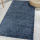 Modern - Traumhaft flauschige Brücken und Teppiche in Shaggy-Qualität – Farbe DUNKELBLAU – Ansicht 4 Modern - Traumhaft flauschige Brücken und Teppiche in Shaggy-Qualität, in Größe 111 (Brücke 60x90 cm) bis 304 (Teppich rund ø 150 cm), in Farbe GOLD – Farbe DUNKELBLAU – Ansicht 4