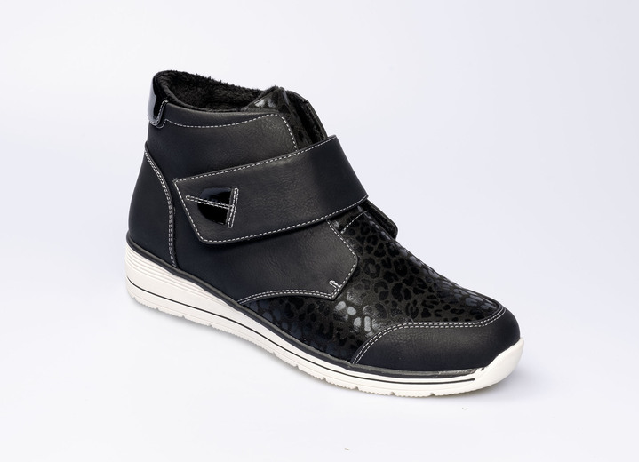 Stiefel - Komfort-Stiefelette im angesagten Leo-Look, in Größe 036 bis 042, in Farbe SCHWARZ Ansicht 1