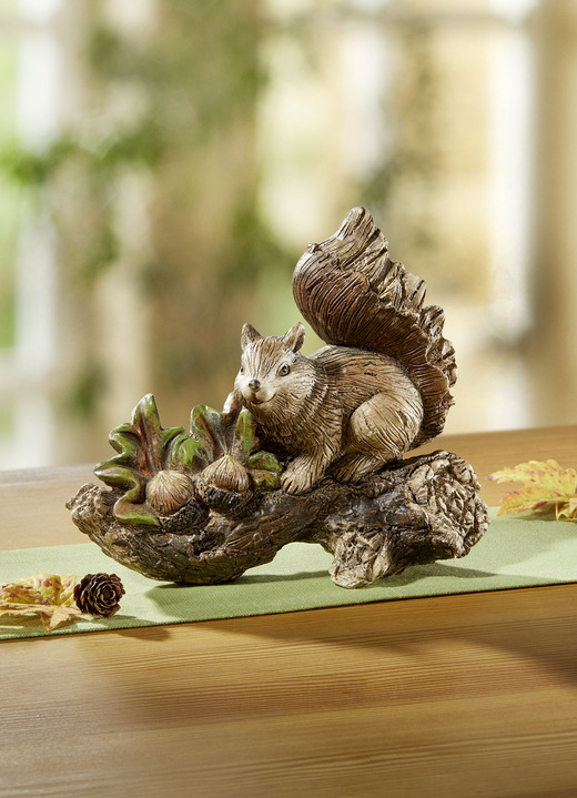 Figuren - Eichhörnchen auf Stamm, in Farbe NATUR-BRAUN