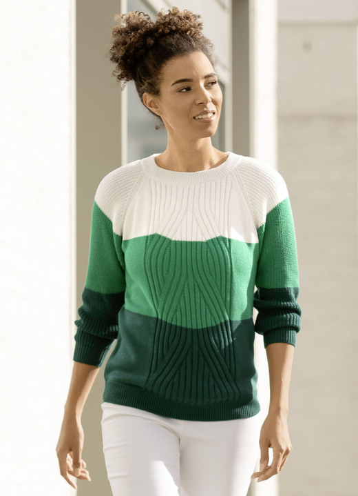 Pullover - Pullover in Color-Blocking, in Größe L(44/46) bis XXL(52/54), in Farbe ECRU-GRÜN-DUNKELGRÜN Ansicht 2