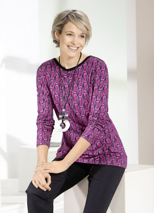 Shirts - Shirt mit U-Boot-Ausschnitt, in Größe 038 bis 054, in Farbe FUCHSIA-SCHWARZ Ansicht 1
