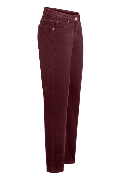 Hosen - Samtweiche Hose in 5-Pocket-Form, in Größe 017 bis 050, in Farbe BORDEAUX Ansicht 1