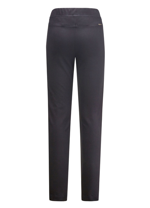 Hosen - Hose mit schmaler Beinweite, in Größe 018 bis 052, in Farbe VIOLA Ansicht 9