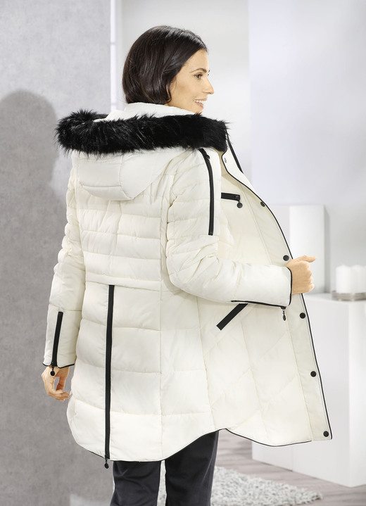 Jacken, Mäntel, Blazer - Kurzmantel mit Kunstpelz-Innenausstattung in der Kapuze, in Größe 034 bis 052, in Farbe NATUR Ansicht 7