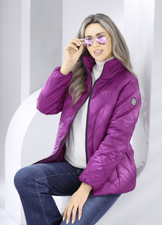 Jacken, Mäntel, Blazer - Jacke mit Reißverschlusstaschen Jacken, Mäntel, Blazer - Jacke mit Reißverschlusstaschen, in Größe 036 bis 052, in Farbe AZALEE
