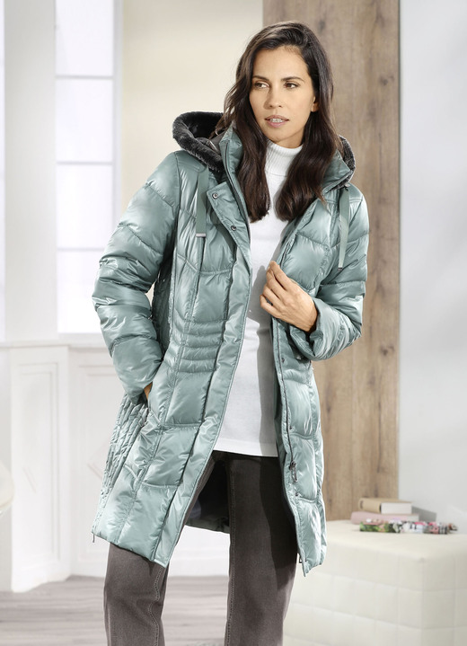 Jacken, Mäntel, Blazer - Kurzmantel mit Längssteppung seitlich Ansicht 3 Jacken, Mäntel, Blazer - Kurzmantel mit Längssteppung seitlich, in Größe 036 bis 054, in Farbe JADEGRÜN Ansicht 3