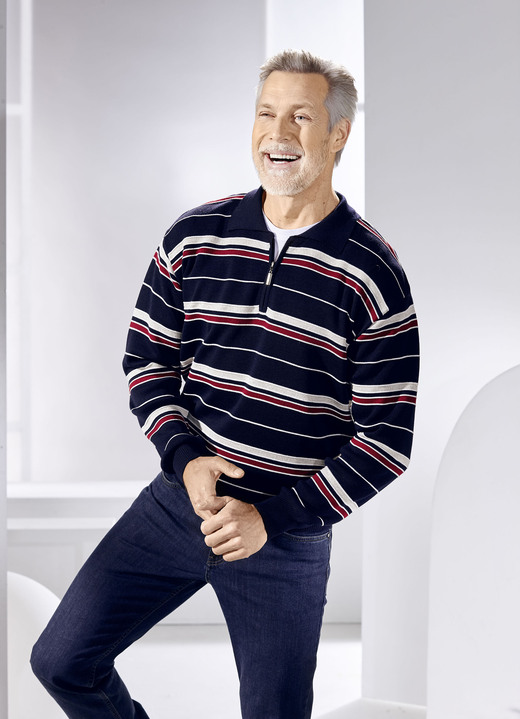 Hemden, Pullover & Shirts - Polopullover mit kurzem Reißverschluss in 2 Farben Ansicht 2 Hemden, Pullover & Shirts - Polopullover mit kurzem Reißverschluss in 2 Farben, in Größe 046 bis 062, in Farbe MARINE Ansicht 2