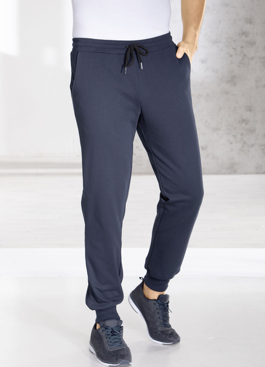 Sport- & Freizeitmode - Freizeithose in 4 Farben, in Größe 3XL (64/66) bis XXL (60/62), in Farbe MARINE Ansicht 1