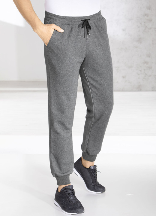 Sport- & Freizeitmode - Freizeithose in 4 Farben, in Größe 3XL (64/66) bis XXL (60/62), in Farbe MARINE Ansicht 4