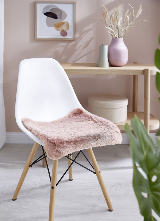 Decken - Kuschelige Wohnaccessoire Ansicht 12 Decken - Kuschelige Wohnaccessoire, in Größe 101 (Fellform, 55x 80 cm) bis 405 (Sitzkissen, 40x 40 cm), in Farbe WEISS Ansicht 12